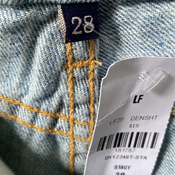 Carmar Stacy Jean denim high rise shorts, non-stretch. Boho Shorts, Size 28, NWT - Picture 2 of 7